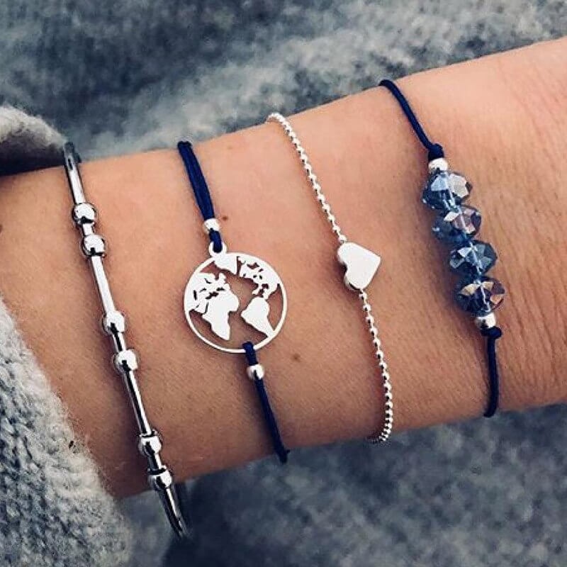 "World Full of Love" Bracelet Set